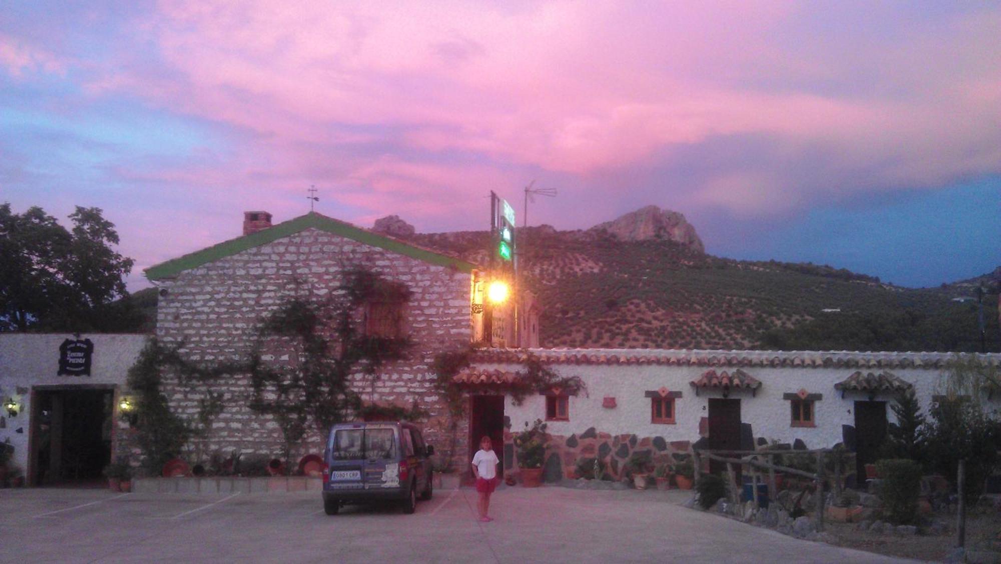 Alojamiento Rural La Caseria De Piedra Restaurante Хаен Екстер'єр фото