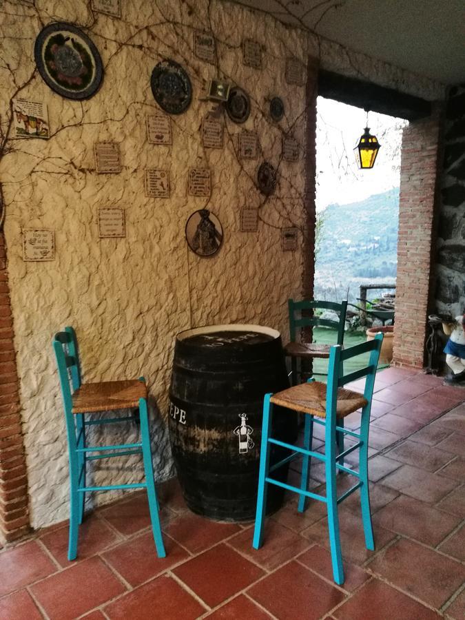 Alojamiento Rural La Caseria De Piedra Restaurante Хаен Екстер'єр фото