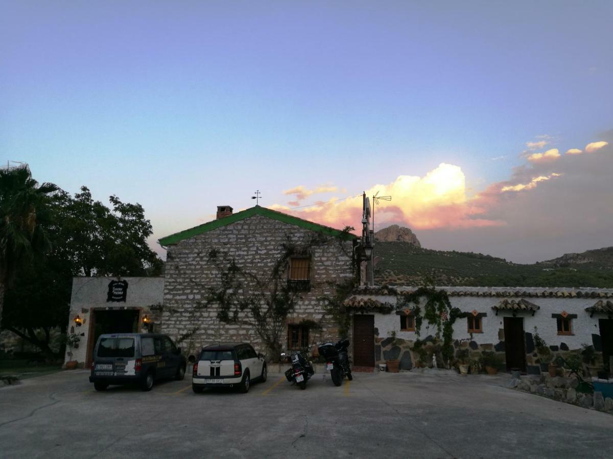 Alojamiento Rural La Caseria De Piedra Restaurante Хаен Екстер'єр фото